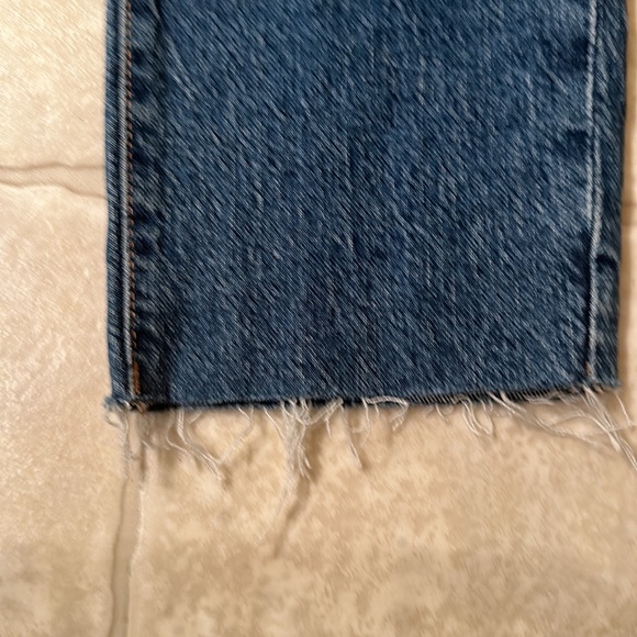 NWT Good American Good Classic medium wash jeans size 12/31 - Picture 5 of 10